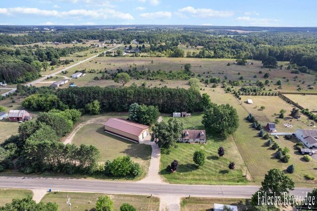 20111 W Church Road, Reynolds Twp, MI 49329