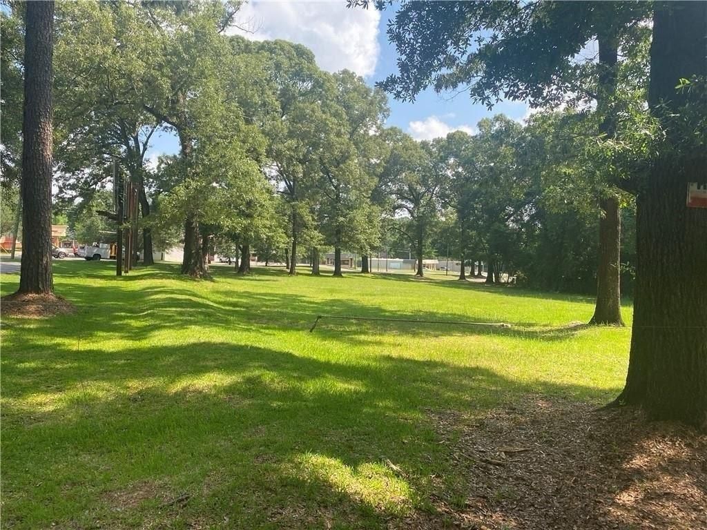 3915 Cottage Hill Road, Mobile, AL 36693 — exterior