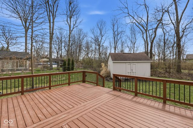 1429 Timber Trail, Greenwood, IN 46142