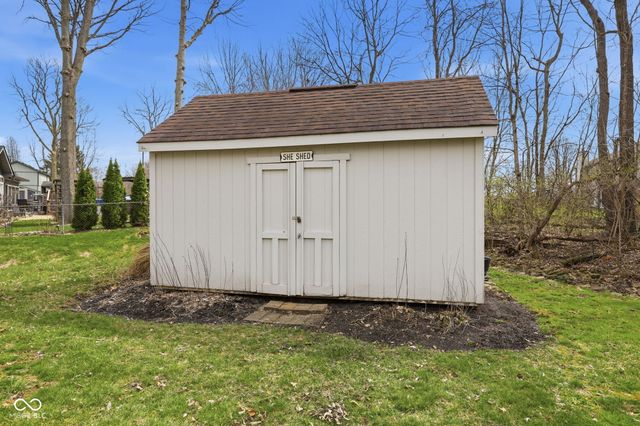 1429 Timber Trail, Greenwood, IN 46142