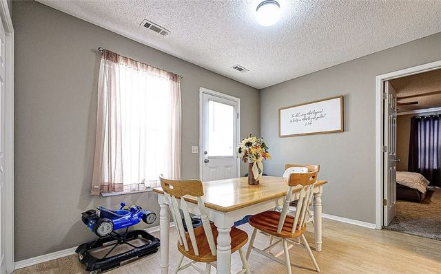 1701 Signature Drive, Bentonville, AR 72712