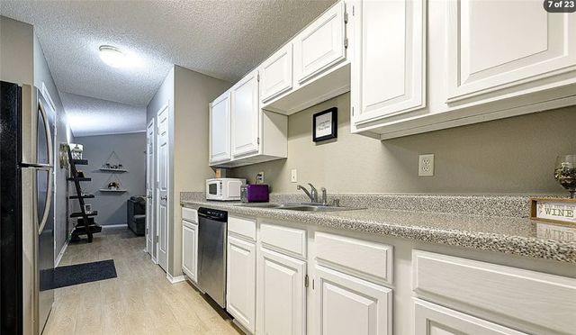 1701 Signature Drive, Bentonville, AR 72712