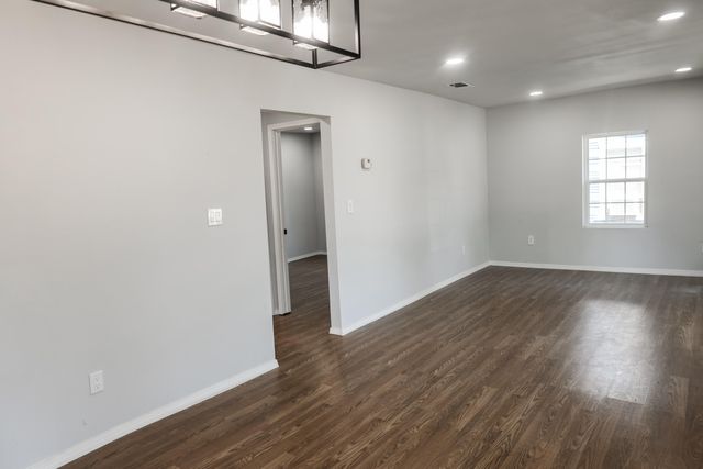 112 SW 8th Street, Plainview, TX 79072