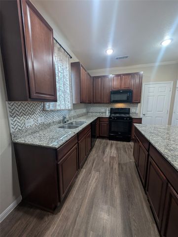 10719 Rustic Walkway Circle Circle, Houston, TX 77075