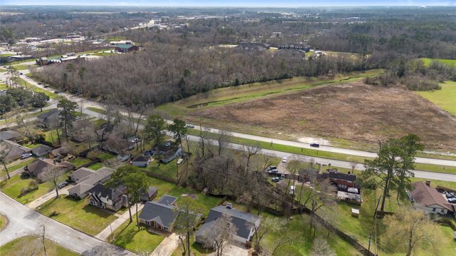 322 S Diamondhead Boulevard, Crosby, TX 77532