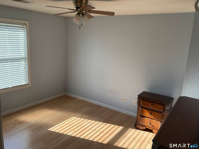 7 Bay Path Way 7, Branford, CT 06405