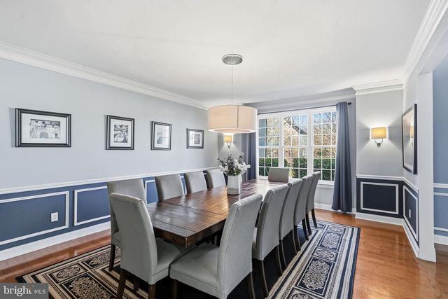 16 WINDERMERE DR, Moorestown, NJ 08057