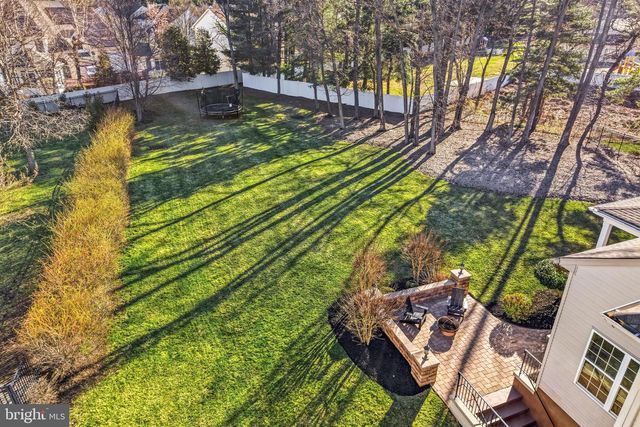 16 WINDERMERE DR, Moorestown, NJ 08057