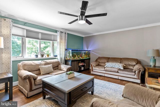3670 SUSSEX LN, Philadelphia, PA 19114
