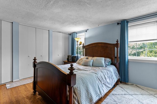 3670 SUSSEX LN, Philadelphia, PA 19114