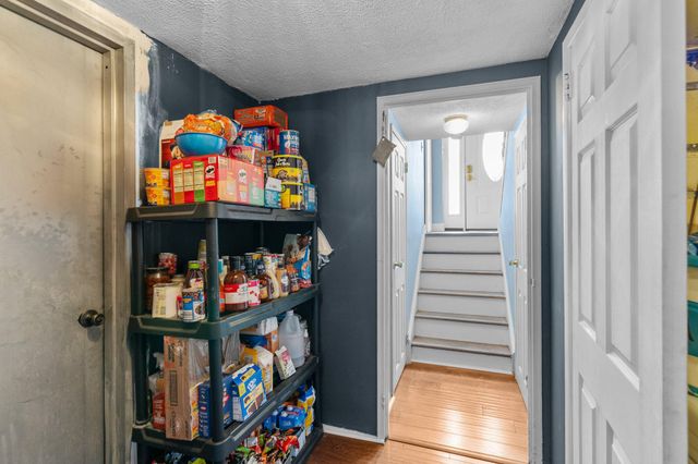 3670 SUSSEX LN, Philadelphia, PA 19114