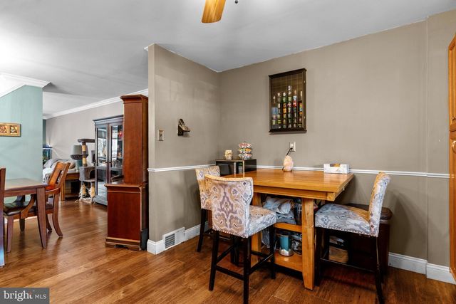 3670 SUSSEX LN, Philadelphia, PA 19114