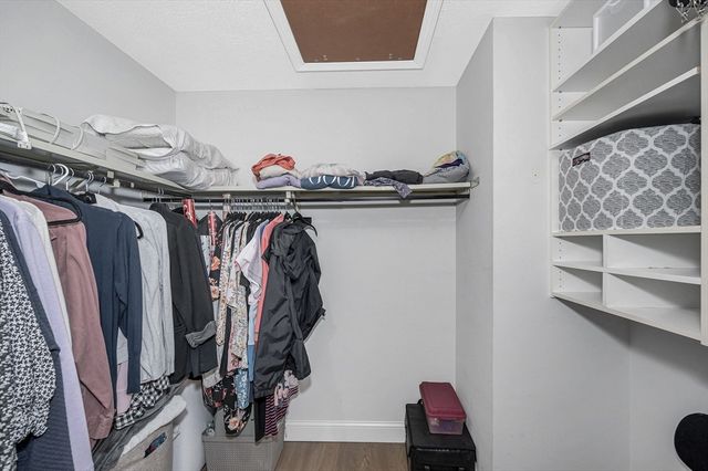 71 Kennedy Dr 71, Chelmsford, MA 01863