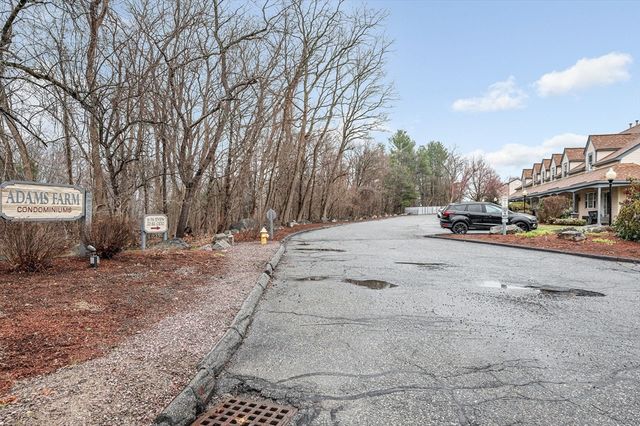 71 Kennedy Dr 71, Chelmsford, MA 01863