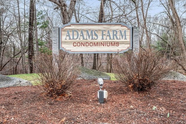 71 Kennedy Dr 71, Chelmsford, MA 01863