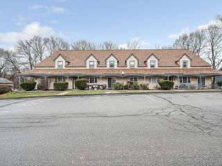 71 Kennedy Dr 71, Chelmsford, MA 01863