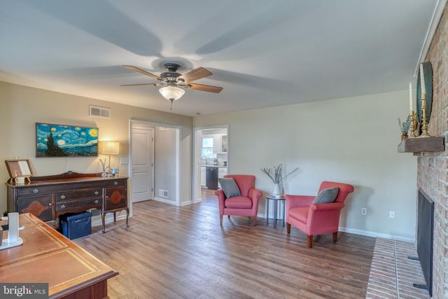 45 N FAIRFIELD DR, Dover, DE 19901