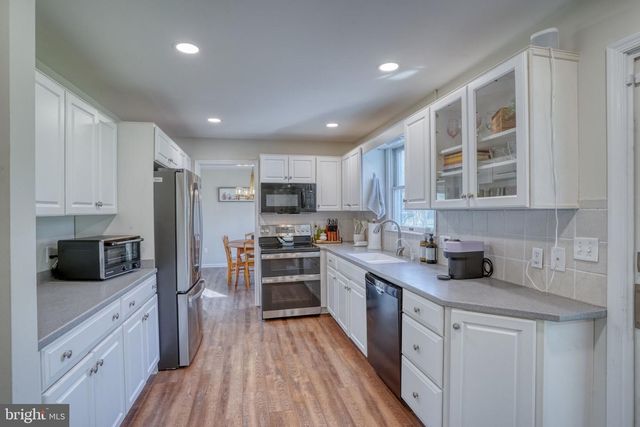 45 N FAIRFIELD DR, Dover, DE 19901