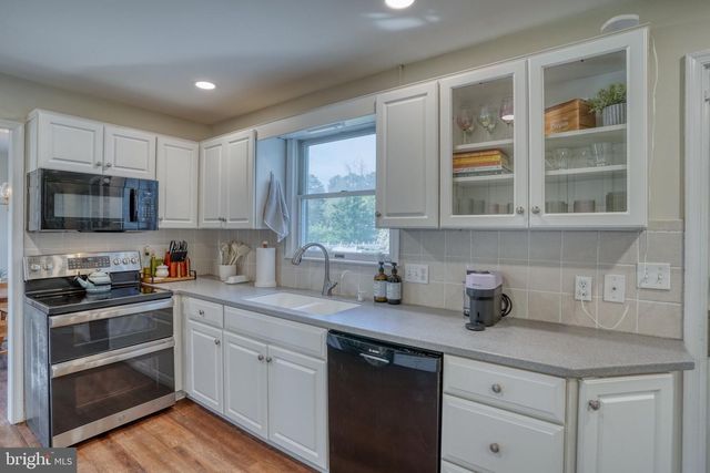 45 N FAIRFIELD DR, Dover, DE 19901