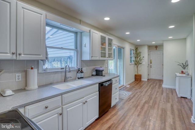 45 N FAIRFIELD DR, Dover, DE 19901