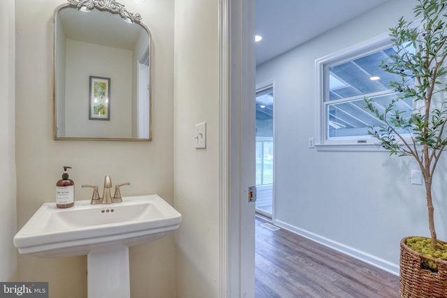 45 N FAIRFIELD DR, Dover, DE 19901
