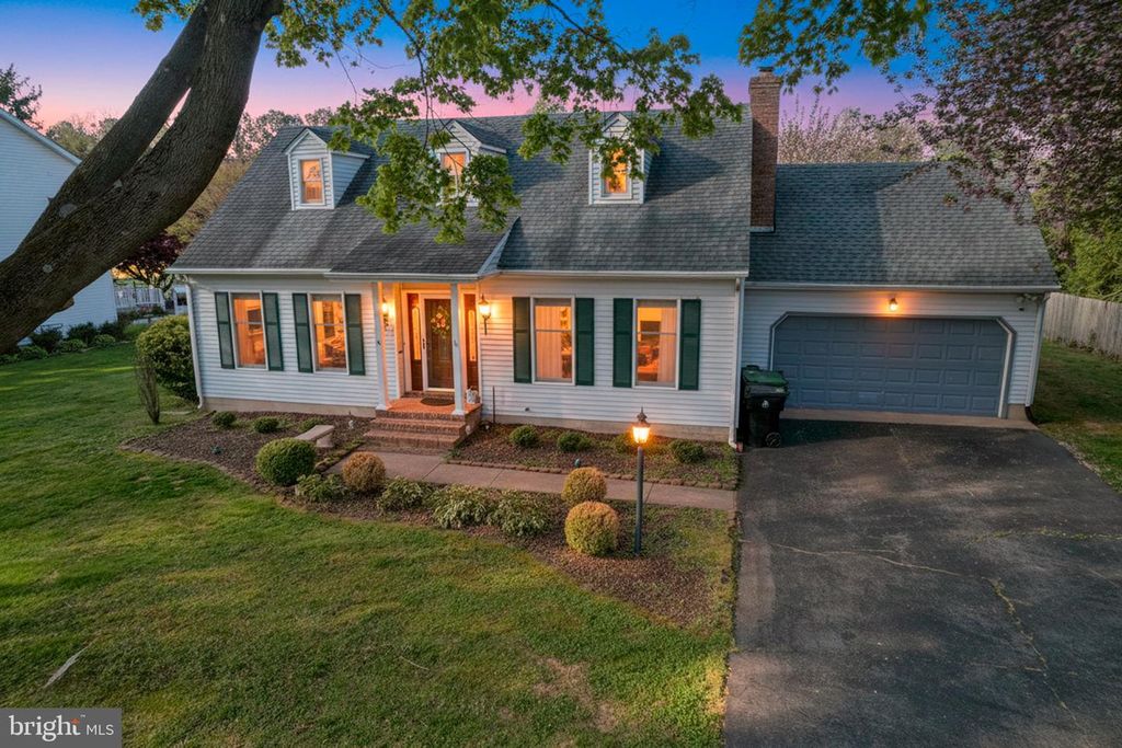 45 N FAIRFIELD DR, Dover, DE 19901