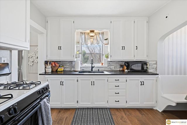 3124 N 65 Street, Omaha, NE 68104