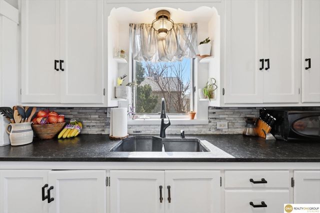 3124 N 65 Street, Omaha, NE 68104