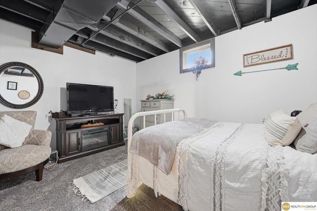 3124 N 65 Street, Omaha, NE 68104