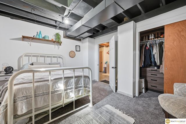 3124 N 65 Street, Omaha, NE 68104