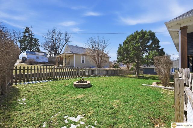 3124 N 65 Street, Omaha, NE 68104