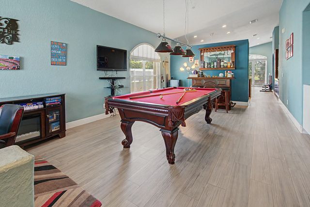 1755 NW 77th Avenue, Pembroke Pines, FL 33024