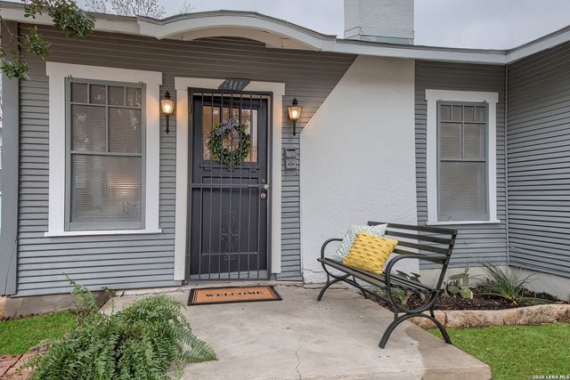 1111 Waverly, San Antonio, TX 78201