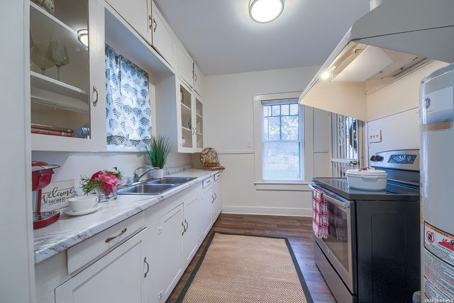 1111 Waverly, San Antonio, TX 78201