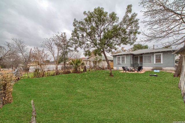 1111 Waverly, San Antonio, TX 78201