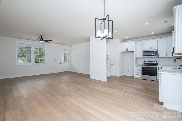 2935 Heavners Farm Court, Lincolnton, NC 28092