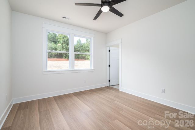 2935 Heavners Farm Court, Lincolnton, NC 28092