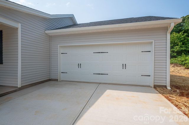 2935 Heavners Farm Court, Lincolnton, NC 28092
