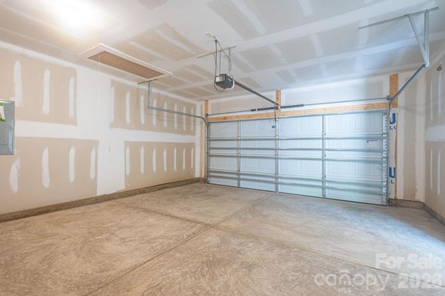 2935 Heavners Farm Court, Lincolnton, NC 28092