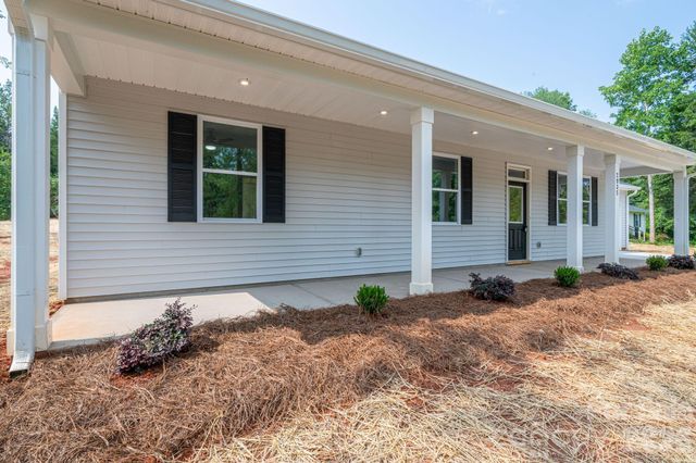 2935 Heavners Farm Court, Lincolnton, NC 28092