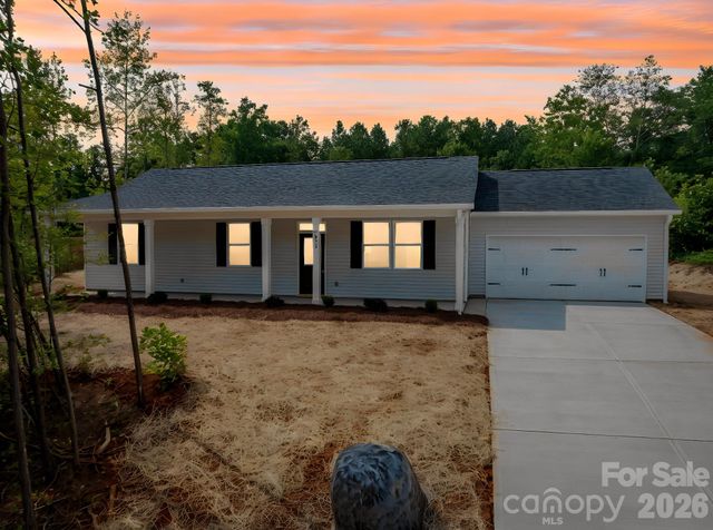2935 Heavners Farm Court, Lincolnton, NC 28092
