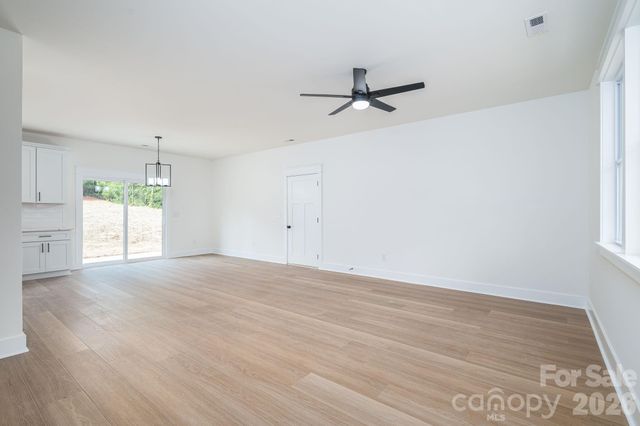 2935 Heavners Farm Court, Lincolnton, NC 28092