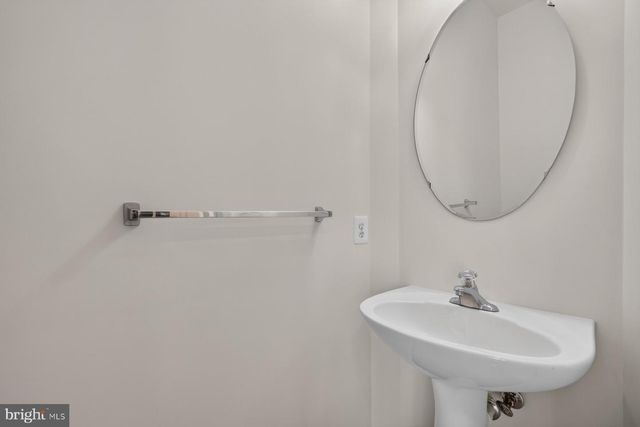 11954 CASTLE PINES LN, Waldorf, MD 20602