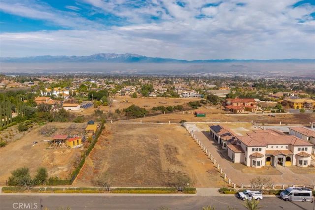 1127 Casper, Corona, CA 92881