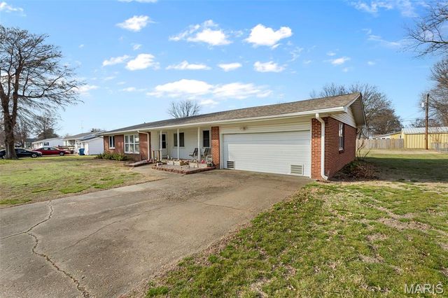 410 Hux Street, Sikeston, MO 63801