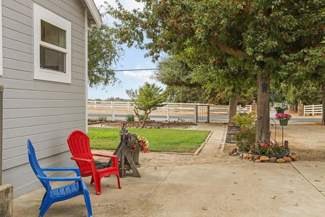 23418 N Mackville Rd, Clements, CA 95227