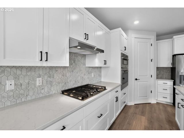 1105 Se 33RD St, Battle Ground, WA 98604