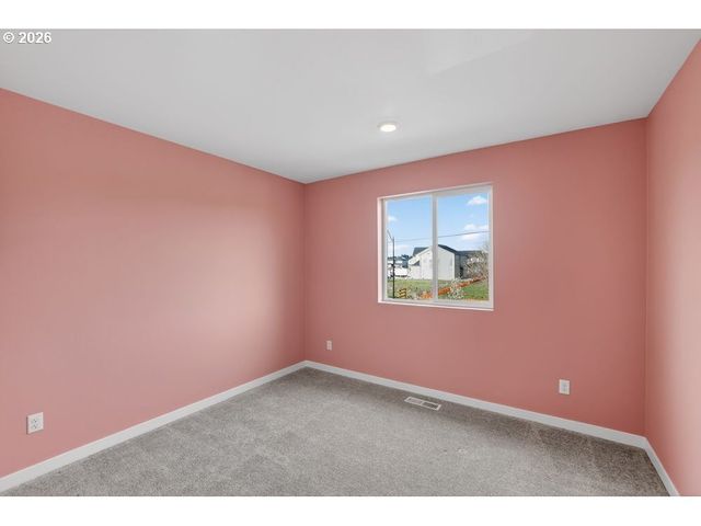 1105 Se 33RD St, Battle Ground, WA 98604