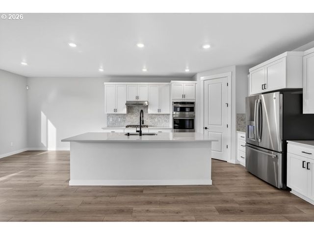 1105 Se 33RD St, Battle Ground, WA 98604