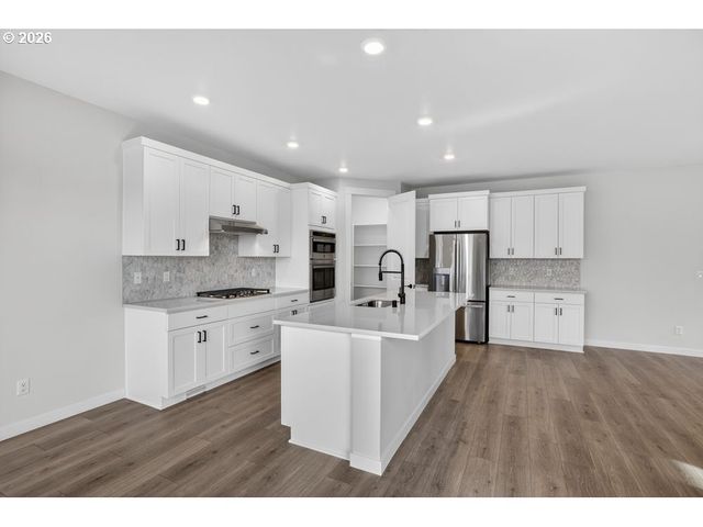 1105 Se 33RD St, Battle Ground, WA 98604